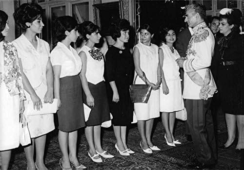 Vintage fotó Mohammad Reza Pahlavi Sah találkozó a nők.