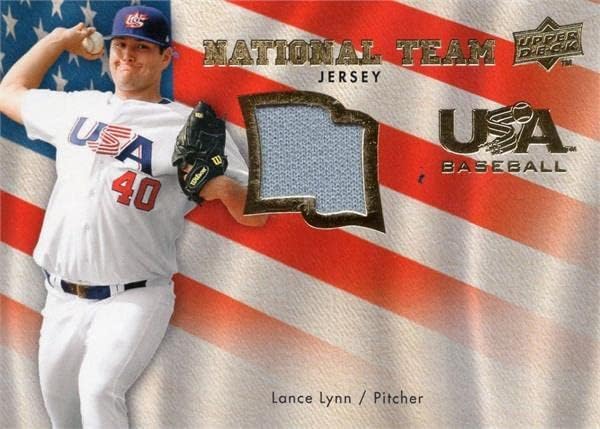 Lance Lynn játékos kopott jersey-i javítás baseball-kártya (a Team USA-ban) 2008 Felső szint Újonc MEGNEKÜNK - MLB Meccset