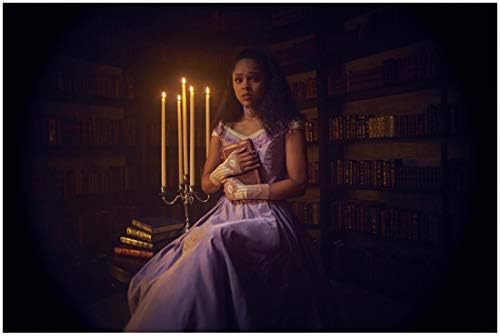 American Horror Story Apokalipszis Ashley Santos, mint Emily Ül Primly karba tett kézzel Át Mellkasi 8 x 10 Inch-Fotó